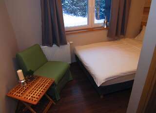 Проживание в семье Karolinka Guest House Щирк Небольшой двухместный номер с 1 кроватью-4